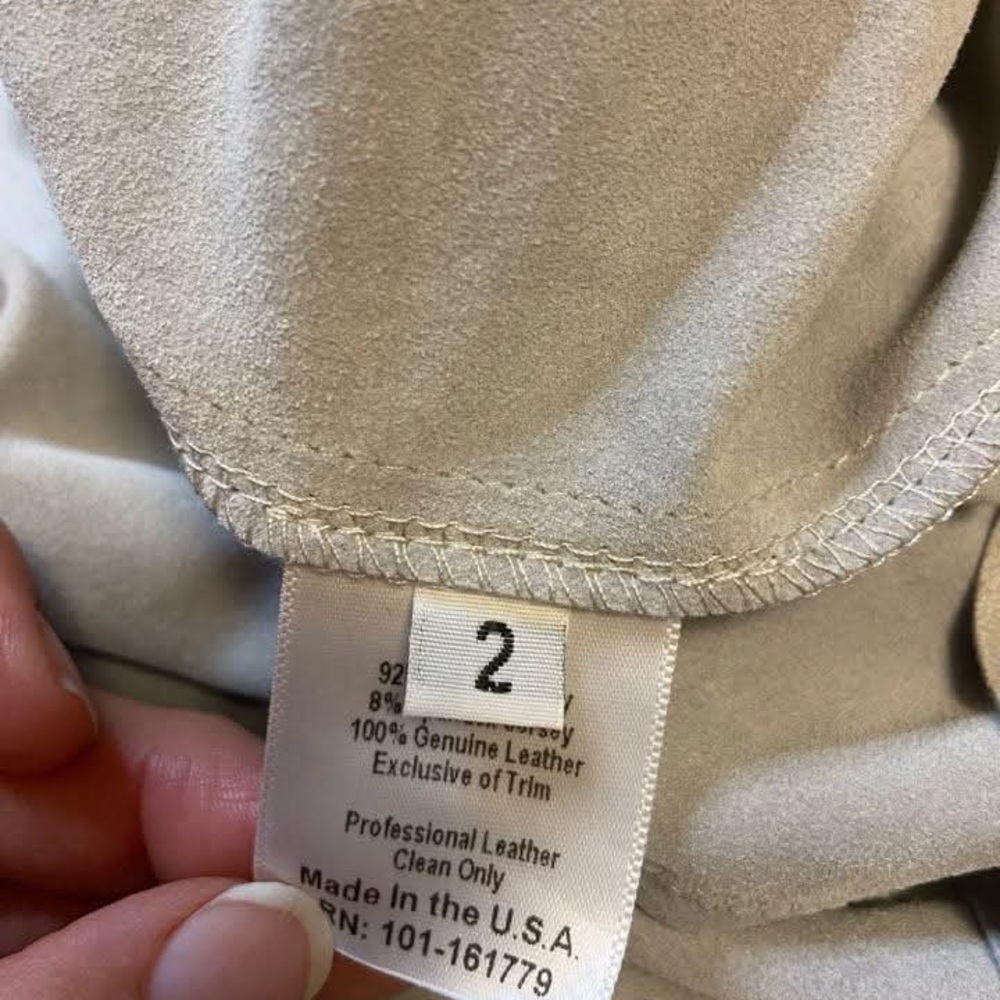 Illia Light Gray Drape Top size 2/small‎ - Picture 4 of 10